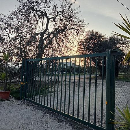 La Villa Di Campagna Pisticci Buitenkant foto